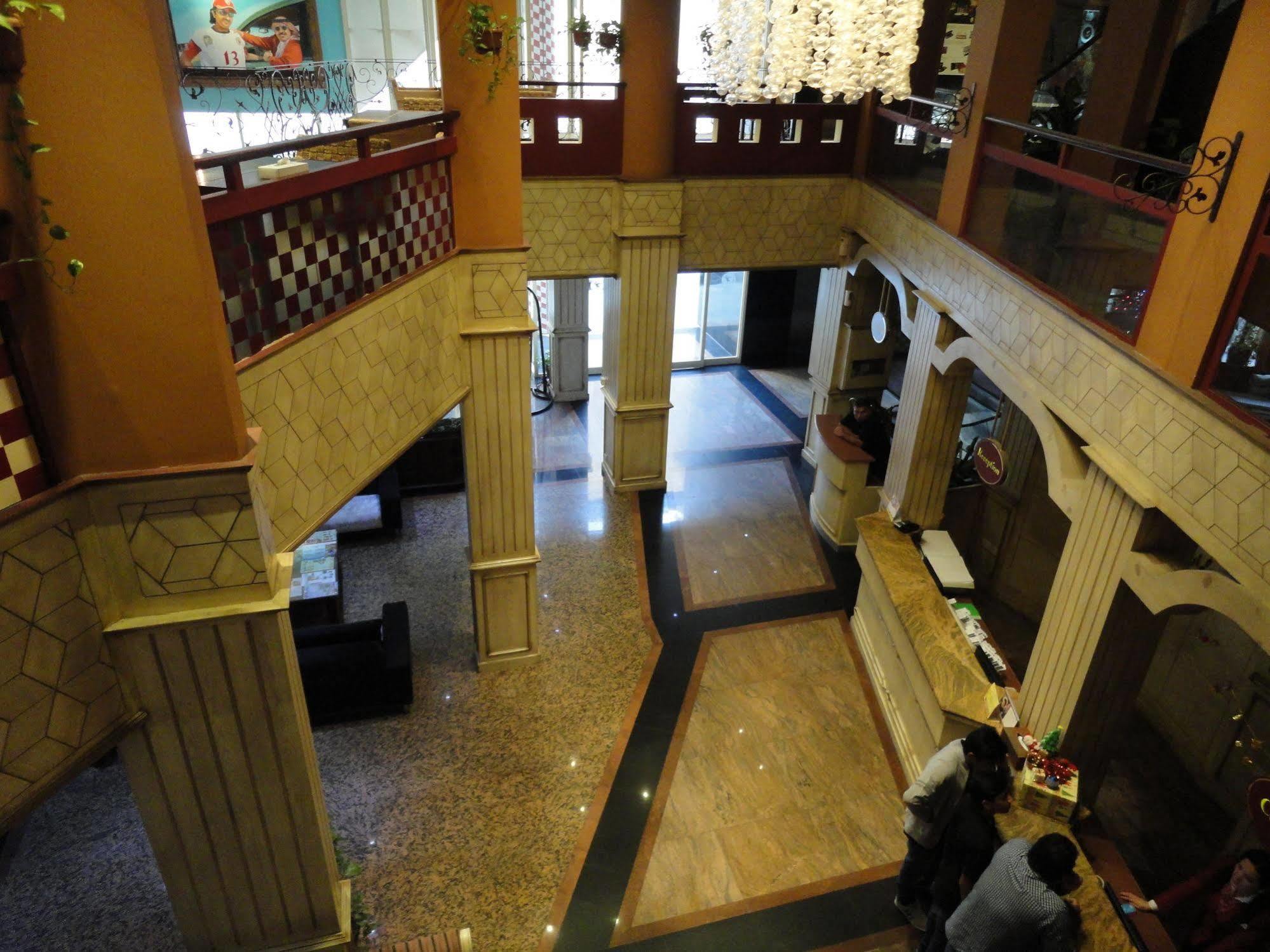 מנאמה Mashtan Hotel מראה חיצוני תמונה